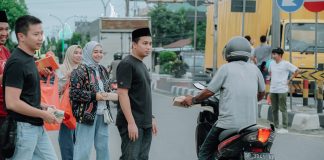 Sambut Nuzulul Qur'an dan Lailatul Qadar, HIPMI Parepare Gelar Aksi Berbagi Takjil